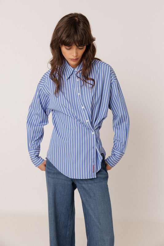 CAMISA RAYA MASCULINA MULTIPOSICIÓN 1