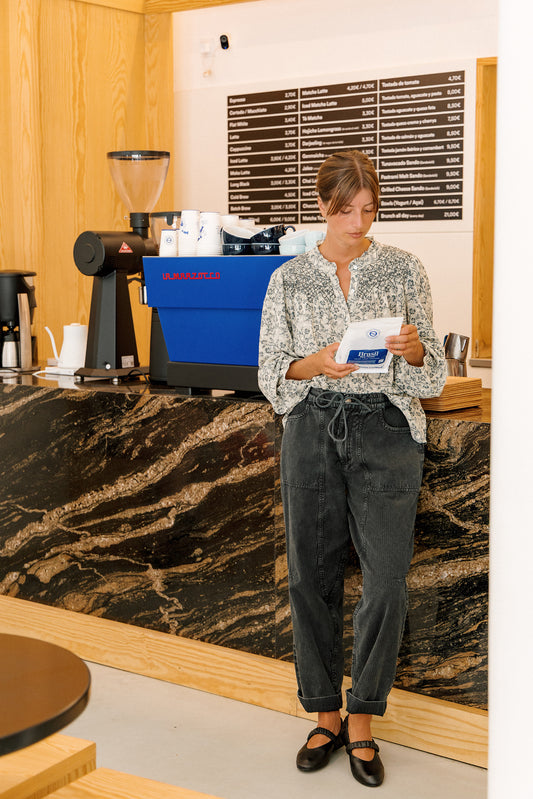 HERRINGBONE CARROT PANTS 1