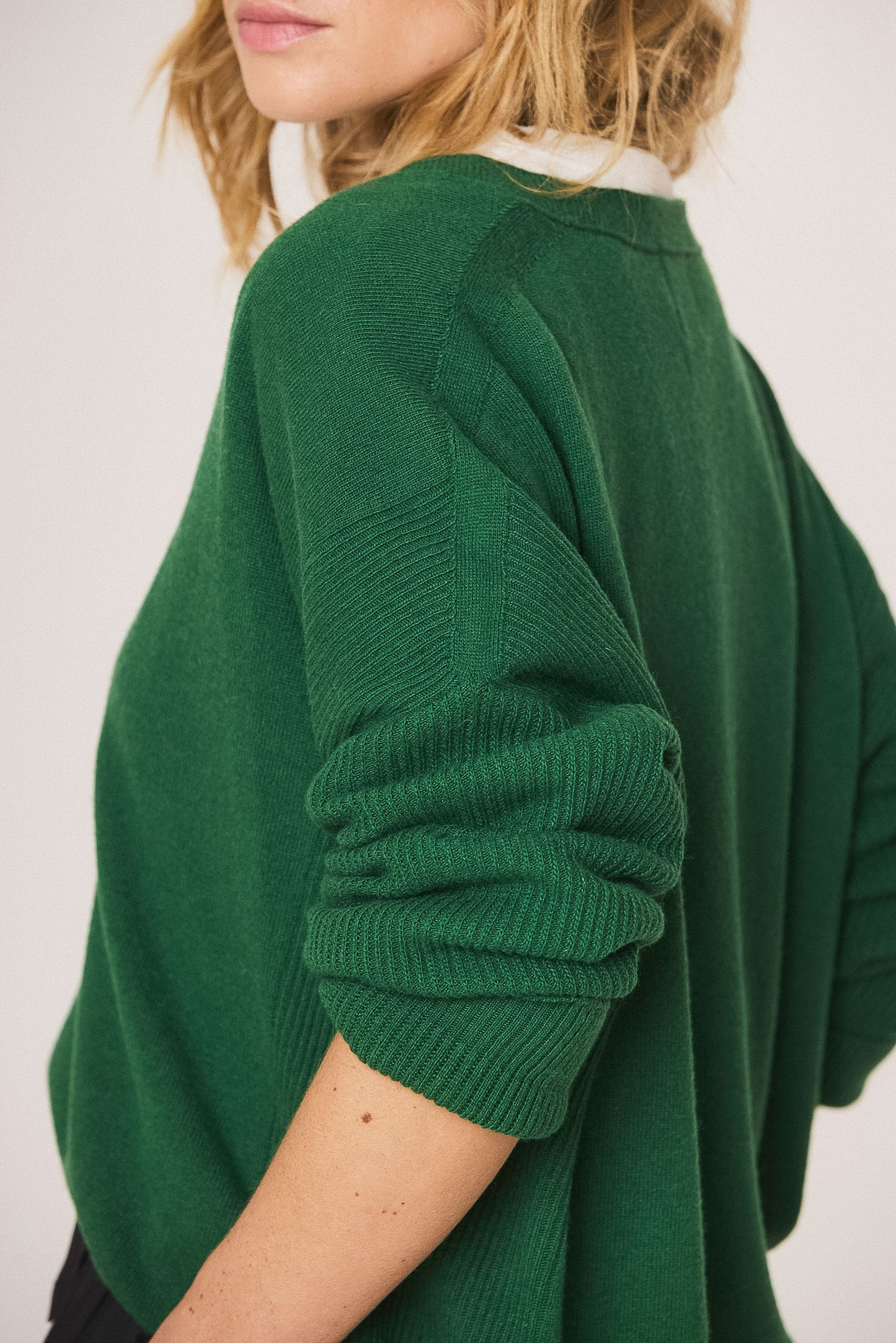 PULL COL V