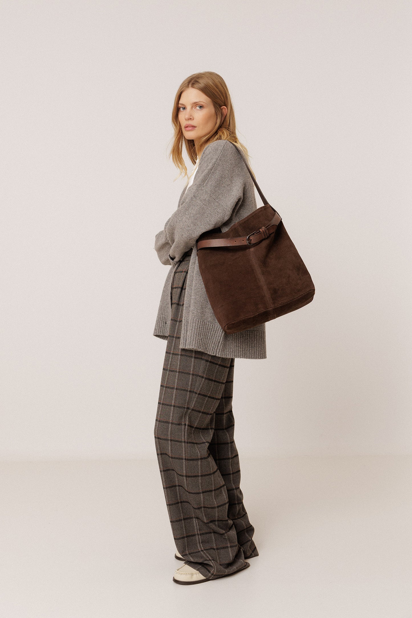 MEDIUM SPLIT-SUEDE BAG