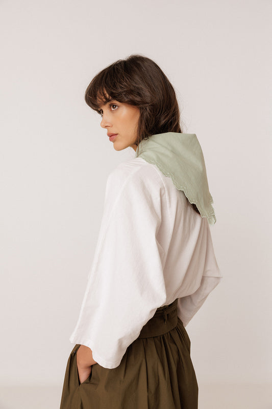 PAÑUELO VOILE BORDADO 3