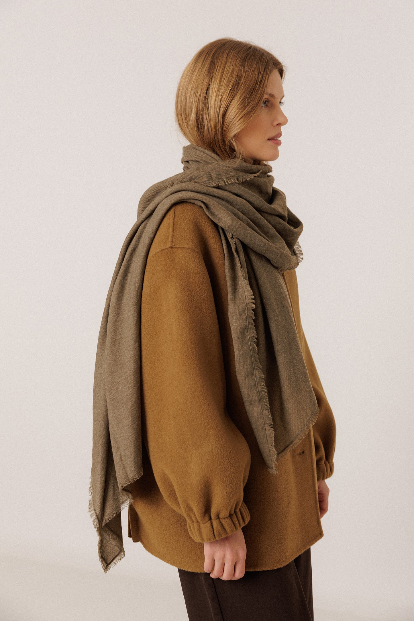 FRAYED FOULARD