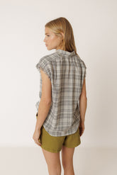 CAMISA LORE DESFLECADA