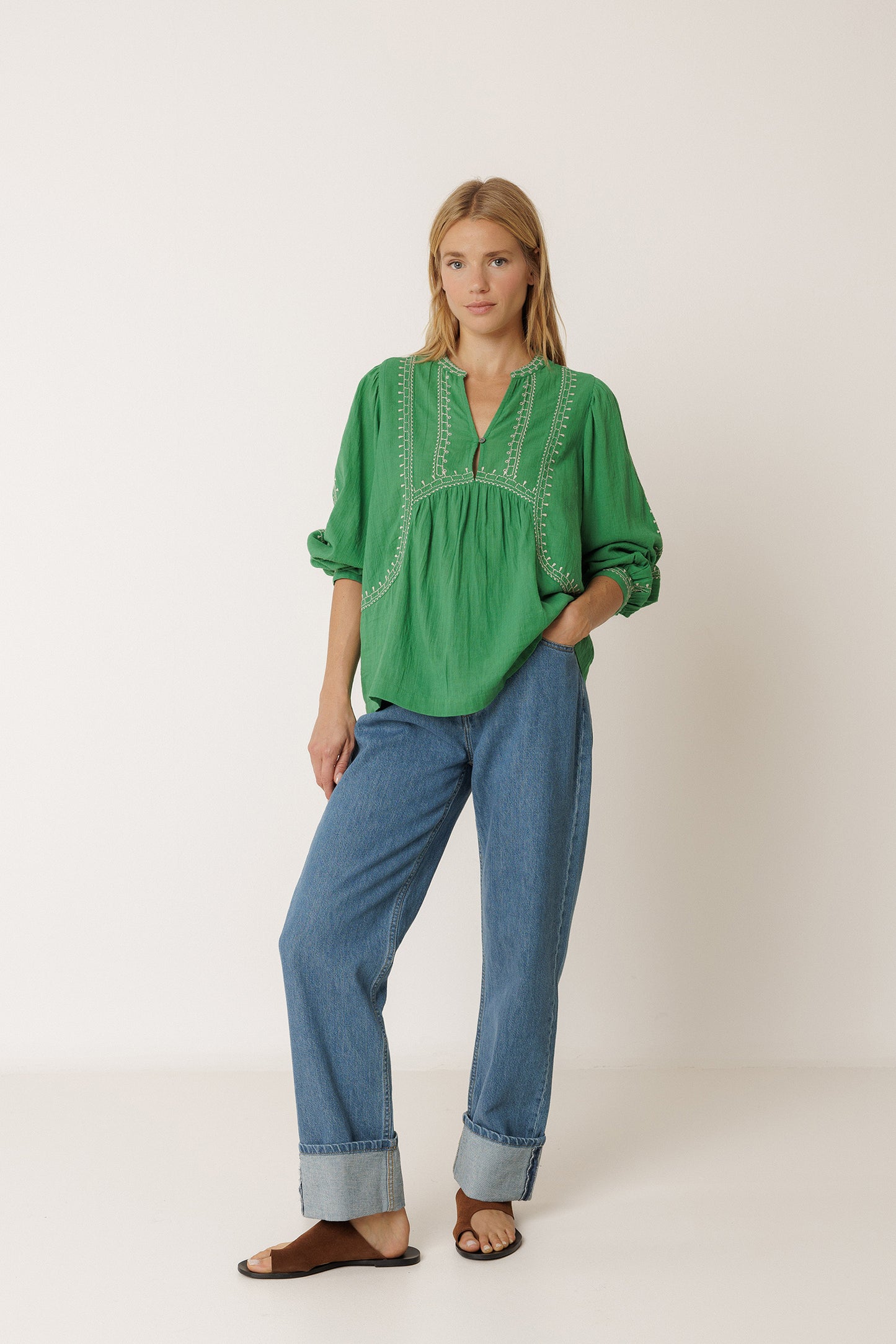 ETHNIC-EMBROIDERY BLOUSE