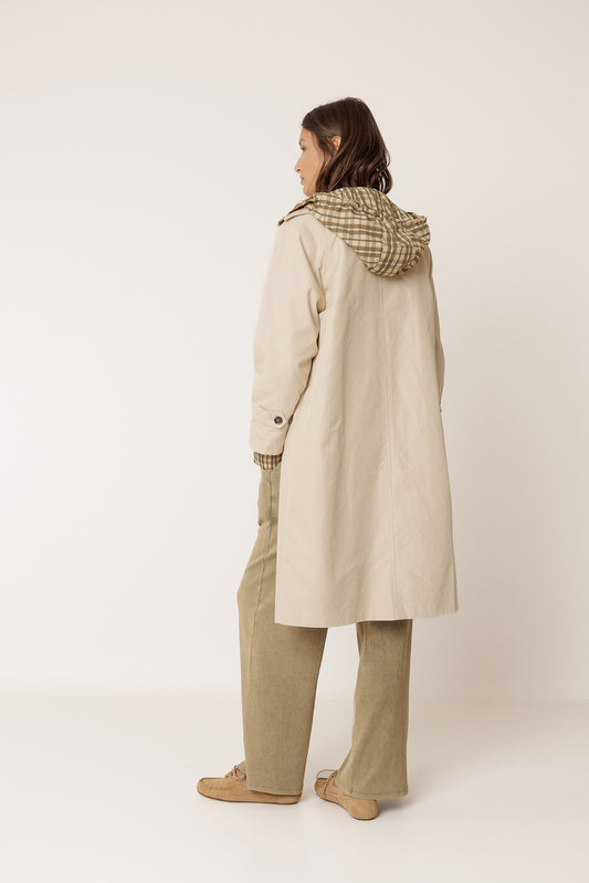 REVERSIBLE CHECKERED RAINCOAT 3