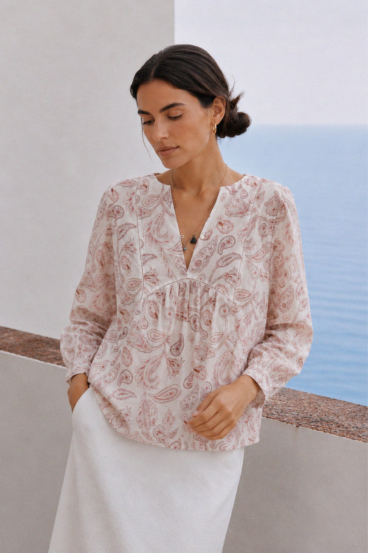 HEMSTITCH-DETAILS BLOUSE
