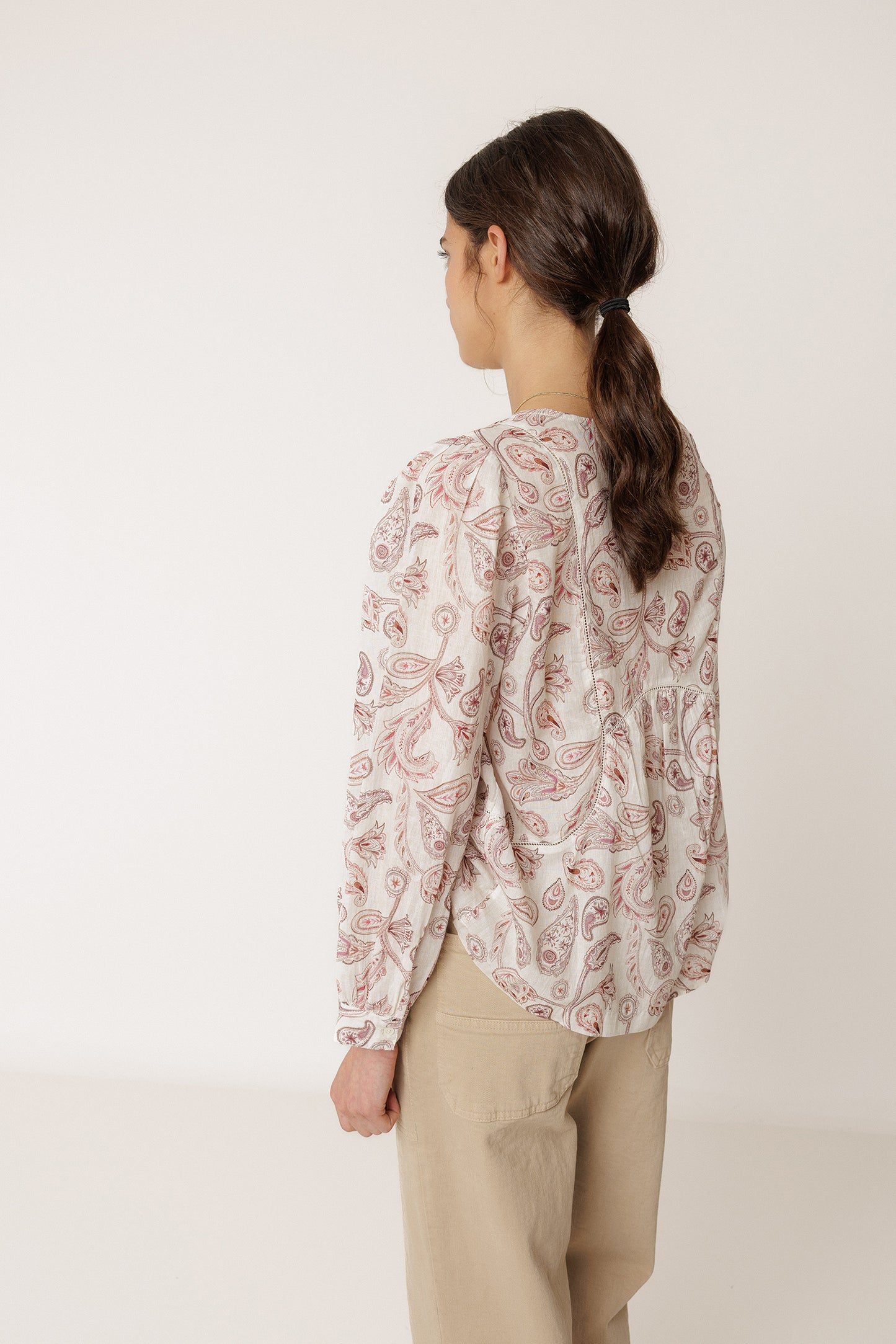 HEMSTITCH-DETAILS BLOUSE