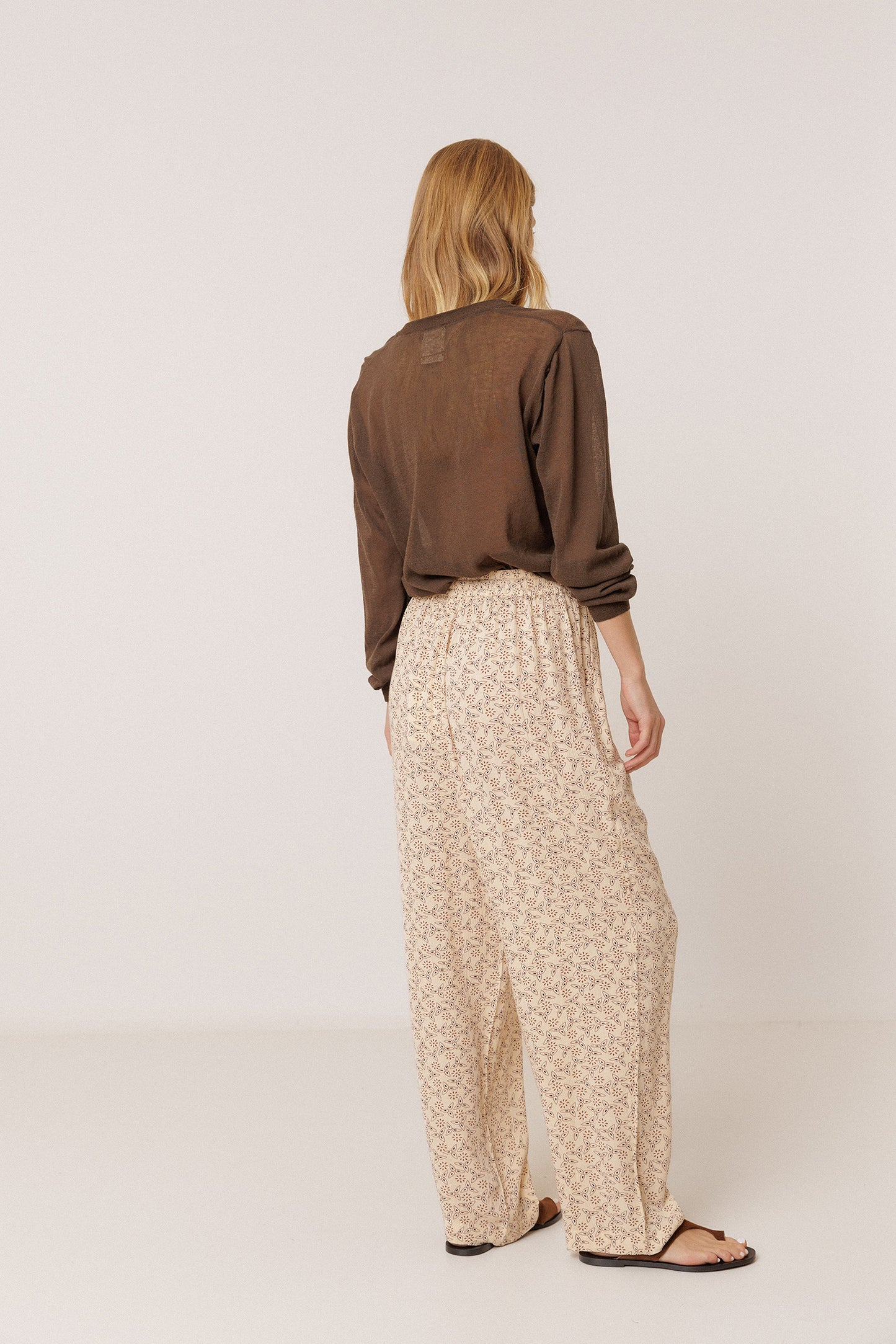 PANTALÓN ESTAMPADO FLUIDO