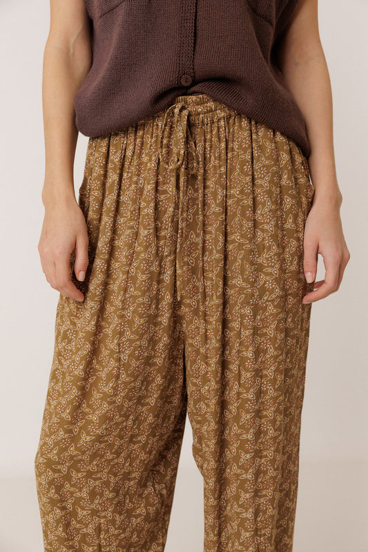 PANTALÓN ESTAMPADO FLUIDO 3