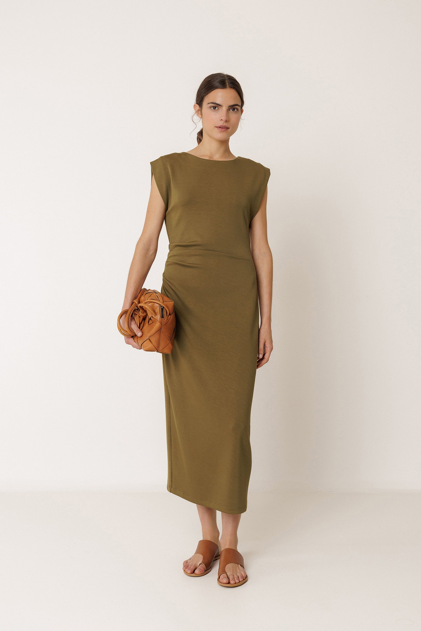 [CL] FITTED PLEATED DRESS