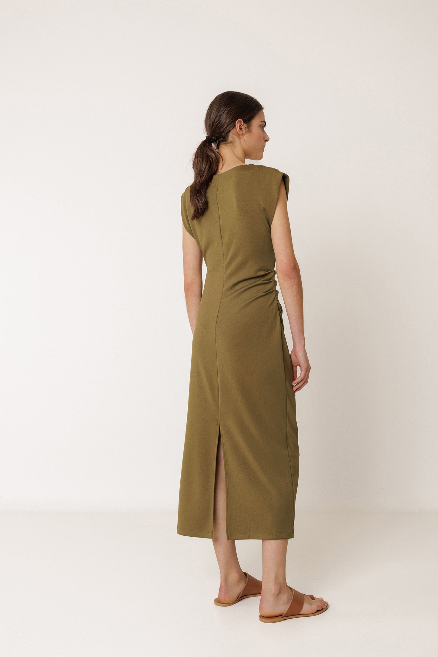 VESTIDO AJUSTADO PLIEGUES