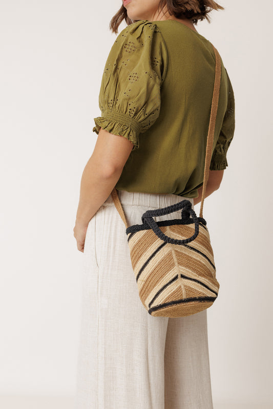 MINI RAFFIA BONBONNIERE BAG 3