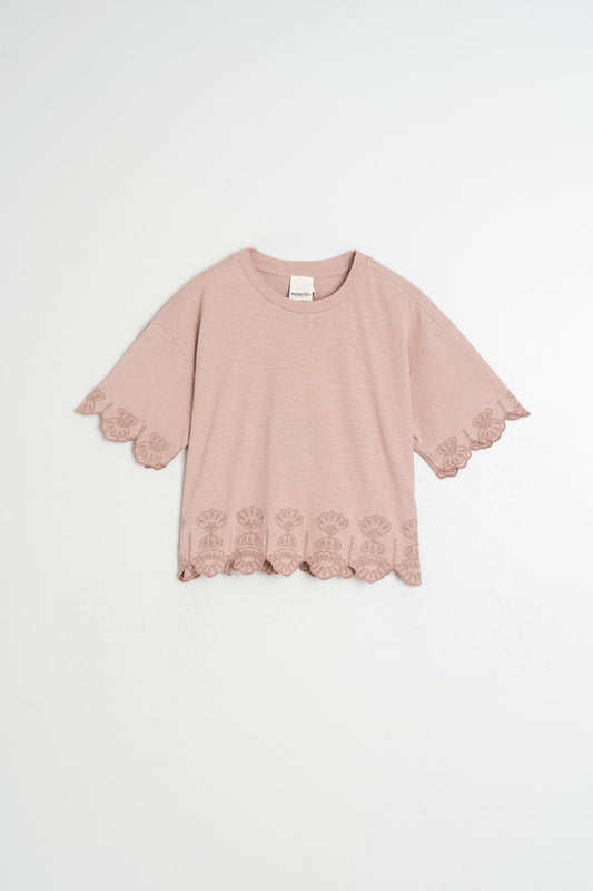 CAMISETA BOXY BORDADA 4
