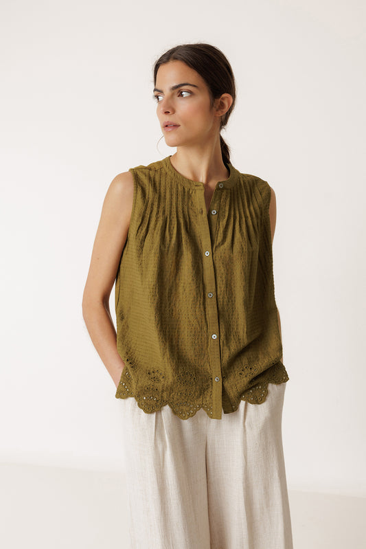 COMBINATION EMBROIDERED TEE 1