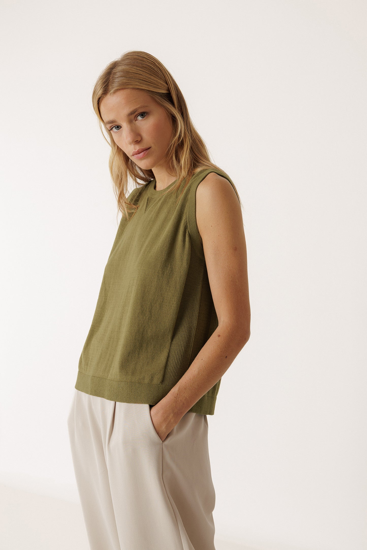 [CL] ORGANIC COTTON VEST