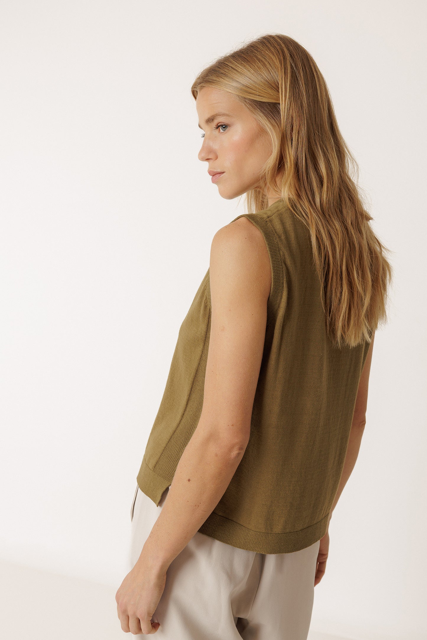 ORGANIC COTTON VEST